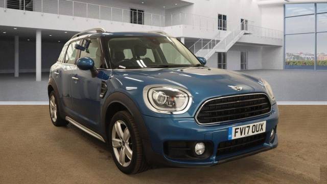 Mini Countryman 1.5 Cooper Euro 6 (s/s) 5dr SUV Petrol Blue