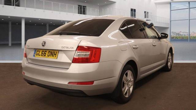 2016 Skoda Octavia 2.0 TDI SE Euro 6 (s/s) 5dr
