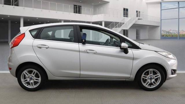 2013 Ford Fiesta 1.0T EcoBoost Zetec Euro 5 (s/s) 5dr