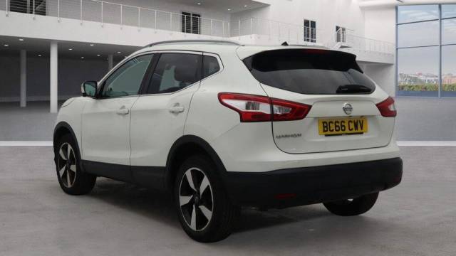2016 Nissan Qashqai 1.5 dCi N-Connecta 2WD Euro 6 (s/s) 5dr