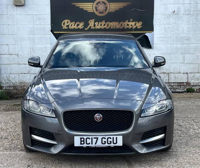 2017 Jaguar XF 2.0d R-Sport Auto AWD Euro 6 (s/s) 4dr