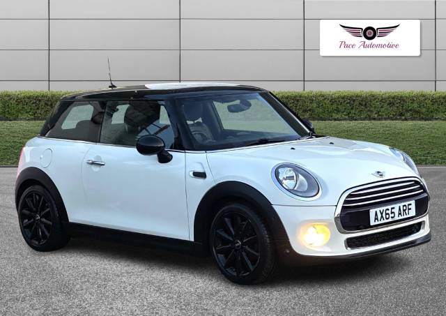 Mini Hatch 1.5 Cooper Euro 6 (s/s) 3dr Hatchback Petrol White