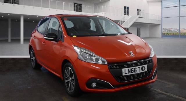 Peugeot 208 1.2 PureTech Active Design Menthol Euro 6 5dr Hatchback Petrol Orange