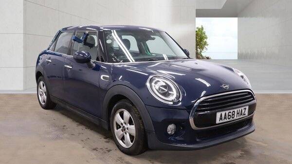 Mini Hatch 1.5 Cooper D Euro 6 (s/s) 5dr Hatchback Diesel Blue