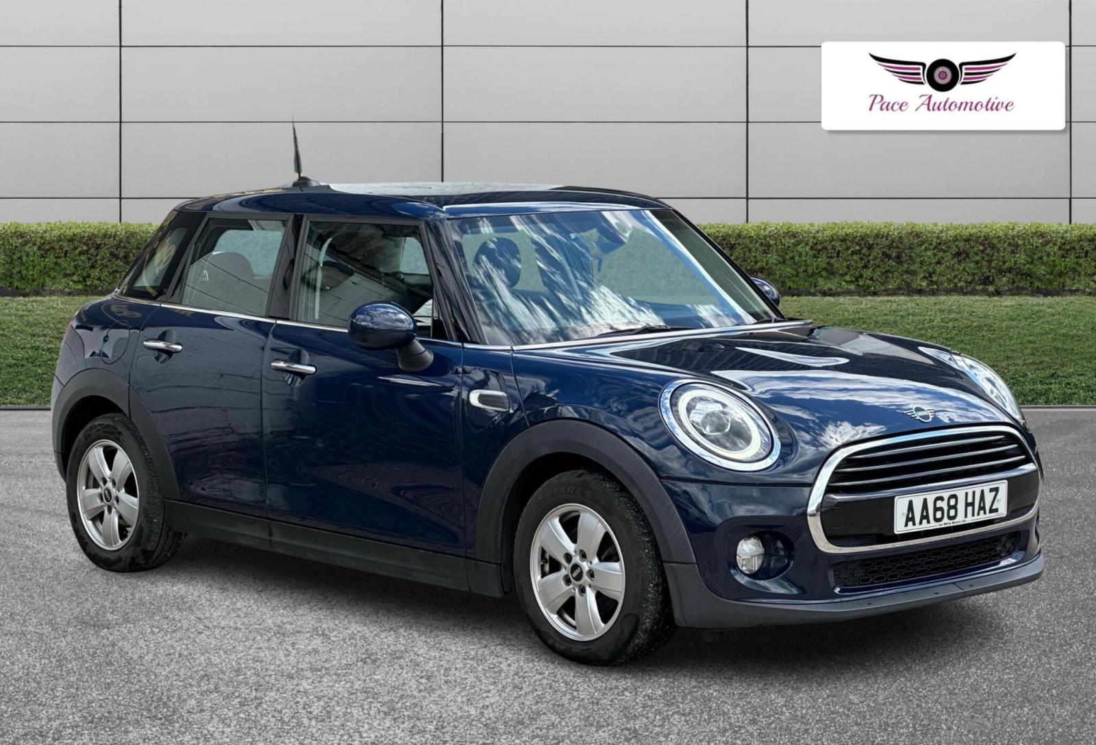 2018 Mini Hatch