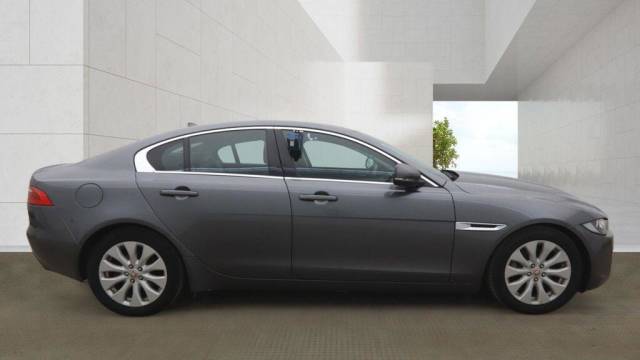 2015 Jaguar XE 2.0d Prestige Auto Euro 6 (s/s) 4dr