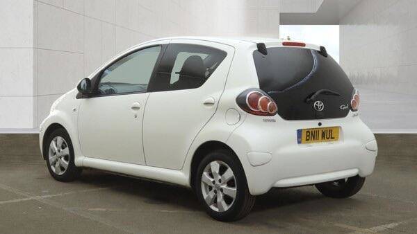 2011 Toyota Aygo 1.0 VVT-i Go Euro 5 5dr