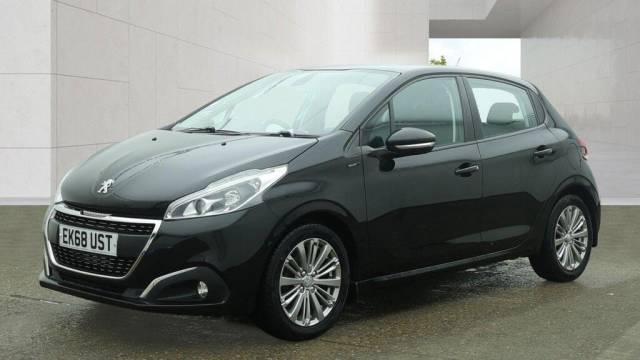 2018 Peugeot 208 1.2 PureTech Signature Euro 6 (s/s) 5dr