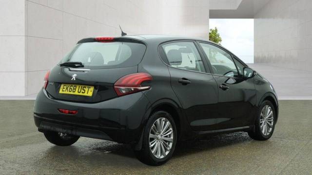 2018 Peugeot 208 1.2 PureTech Signature Euro 6 (s/s) 5dr