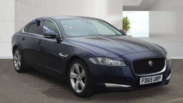 Jaguar XF 2.0d Portfolio Auto Euro 6 (s/s) 4dr Saloon Diesel Blue