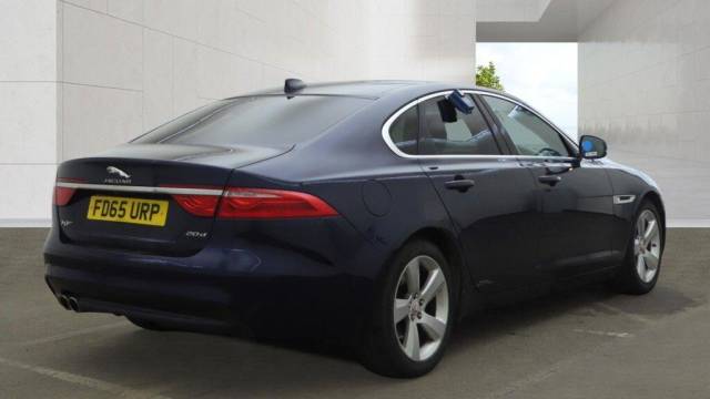 2015 Jaguar XF 2.0d Portfolio Auto Euro 6 (s/s) 4dr