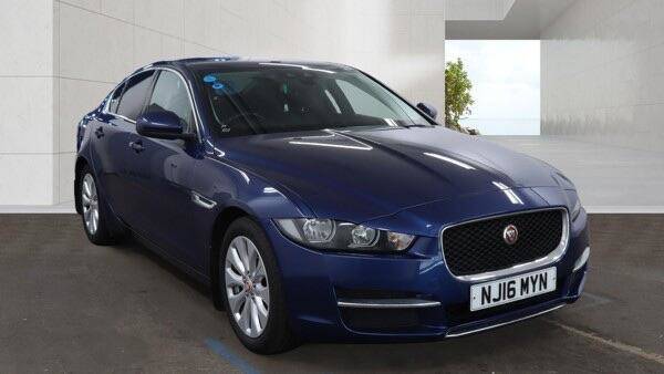 Jaguar XE 2.0d Prestige Euro 6 (s/s) 4dr Saloon Diesel Blue