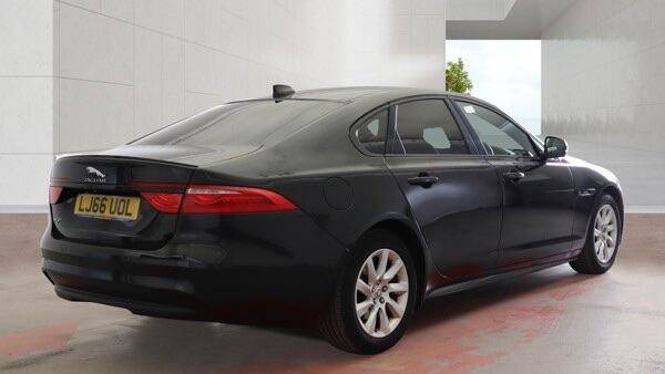 2016 Jaguar XF 2.0d R-Sport Auto Euro 6 (s/s) 4dr