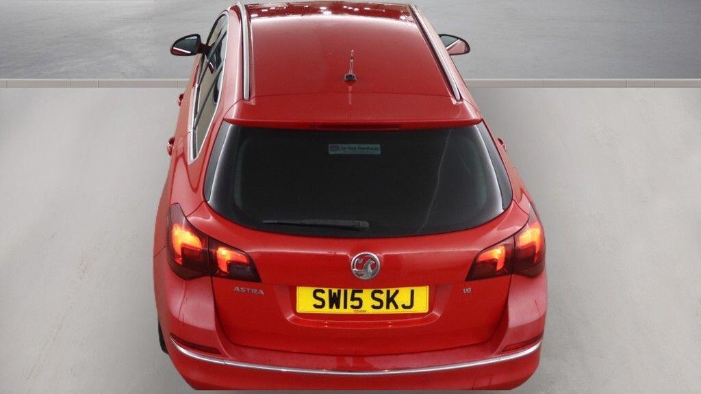 2015 Vauxhall Astra thumbnail 8