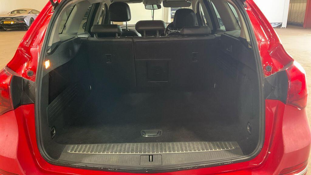 2015 Vauxhall Astra thumbnail 9