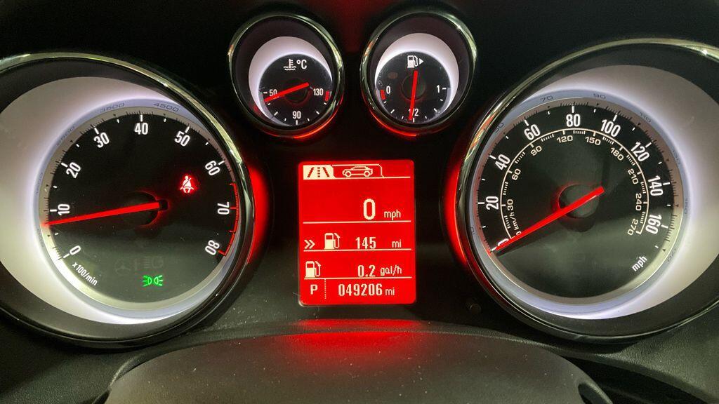 2015 Vauxhall Astra thumbnail 12
