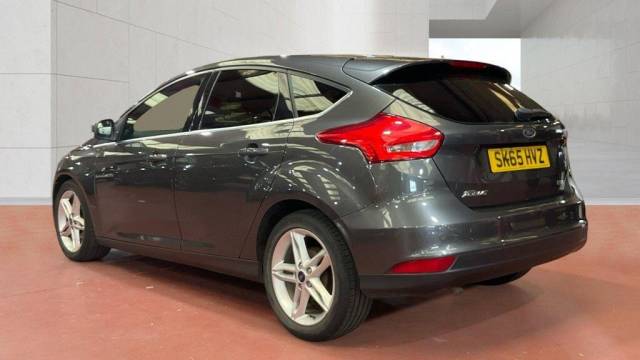 2015 Ford Focus 1.0T EcoBoost Zetec Euro 6 (s/s) 5dr