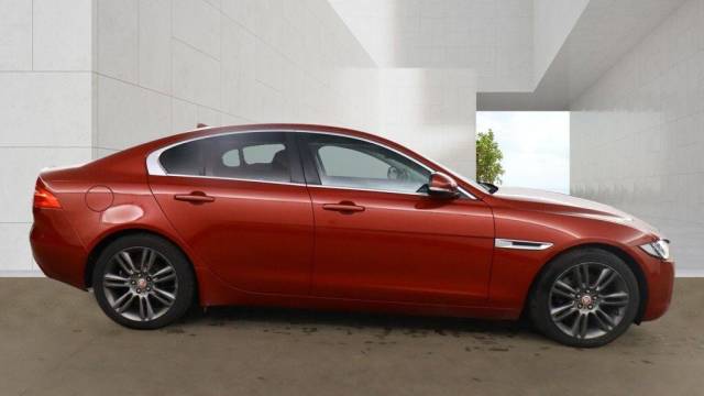 2016 Jaguar XE 2.0d Portfolio Auto Euro 6 (s/s) 4dr